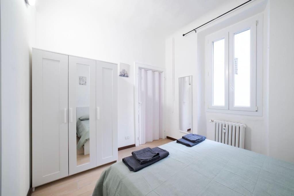 Apartment 4 Stops From The City Center Milan Exterior photo