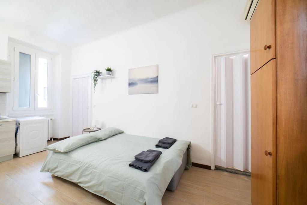 Apartment 4 Stops From The City Center Milan Exterior photo